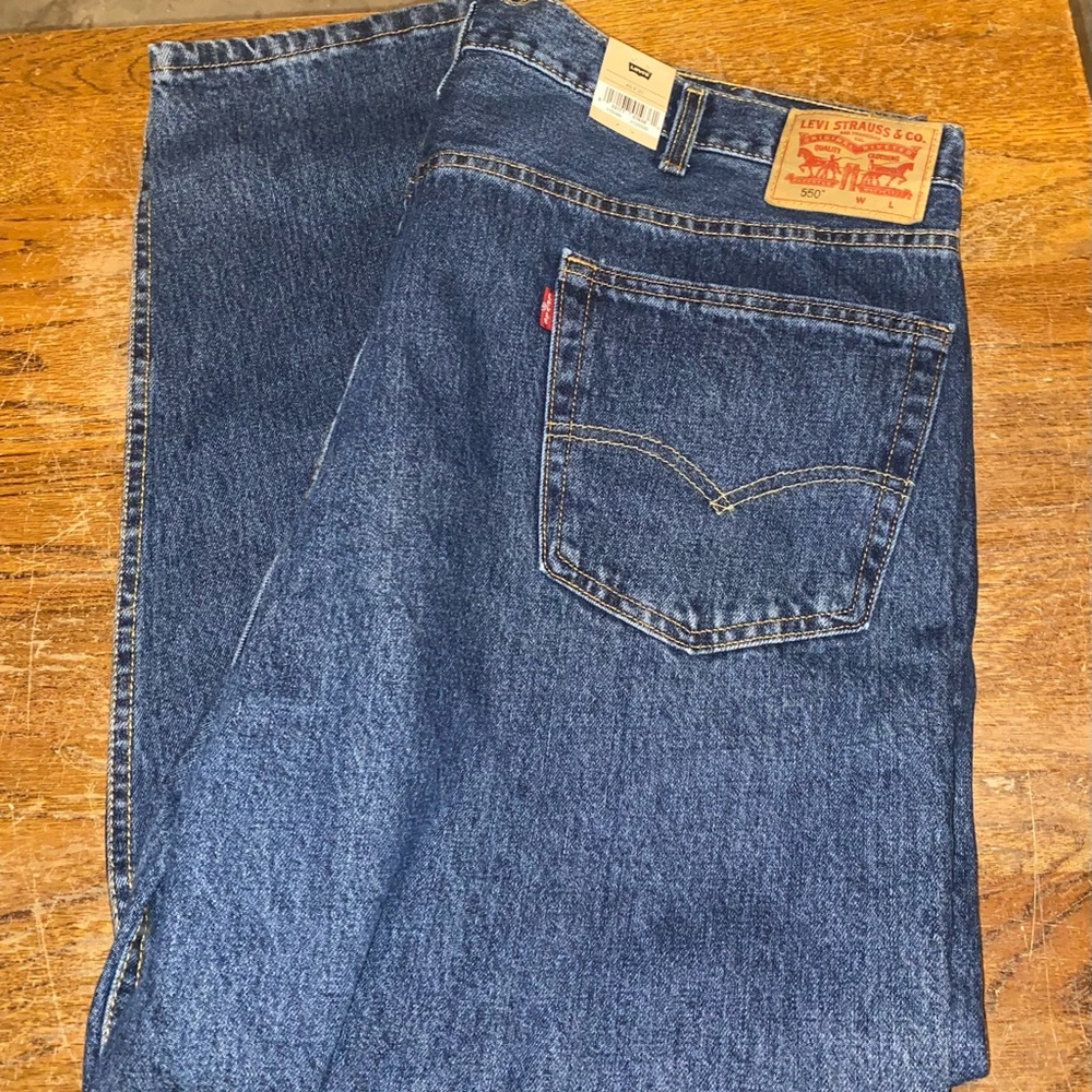 NWT Levis 550 Jeans Mens 46x30 Big & Tall Relaxed Tapered Denim Blue